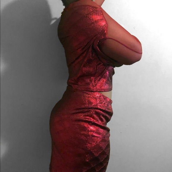 Red Long Sleeve Two Piece Set - Picture 6 of 8